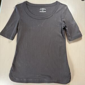 Talbot’s Women’s T-shirt 100A% Pima Cotton Black Half Sleeve Scoop Neck Petite P
